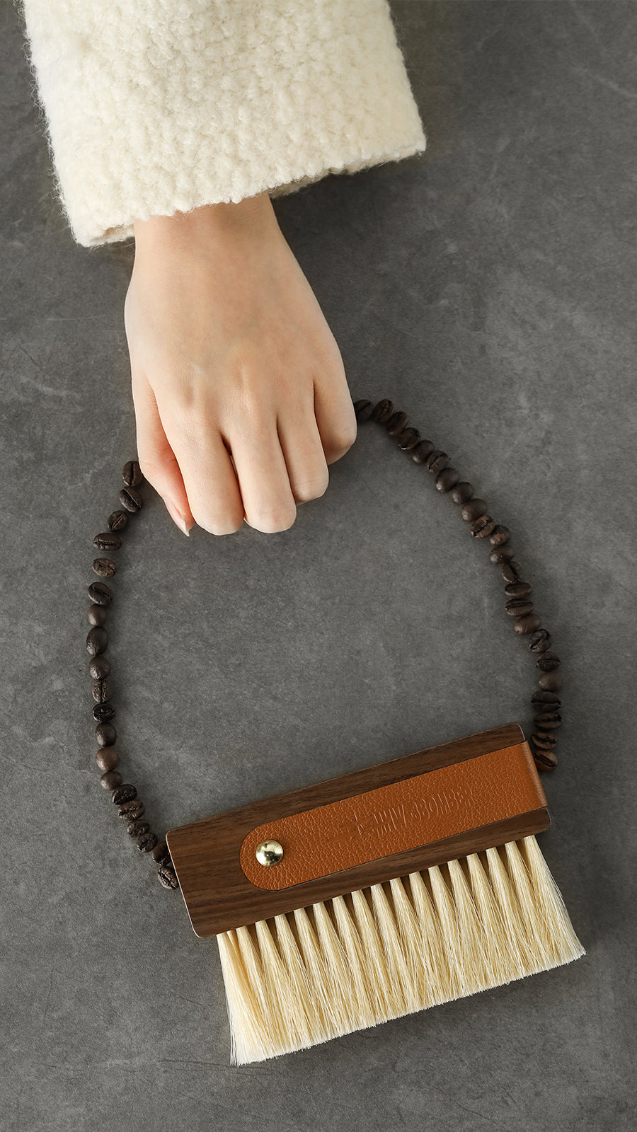 MHW-3BOMBER Line Leather Sheath Brush