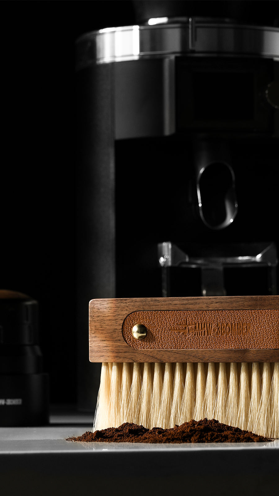 MHW-3BOMBER Line Leather Sheath Brush